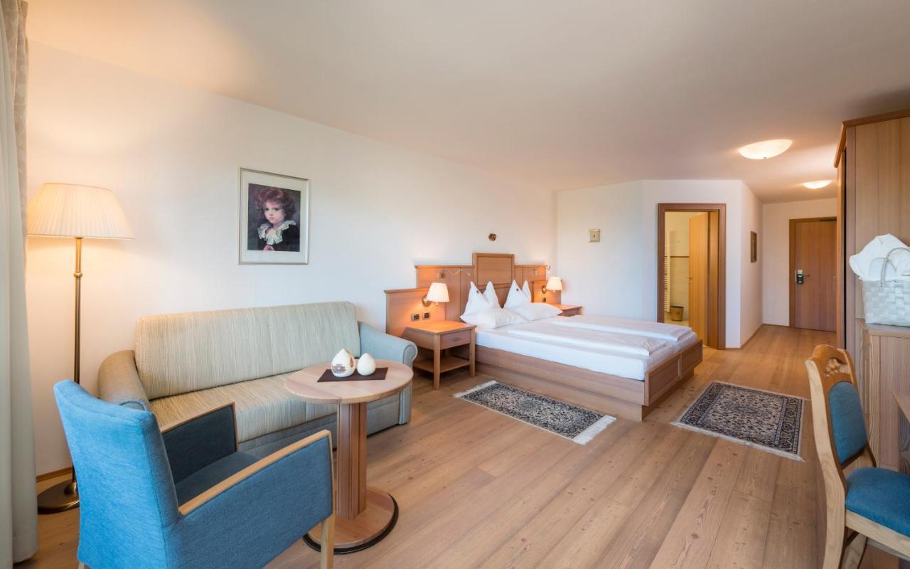 Petersberg Hotel Peter מראה חיצוני תמונה